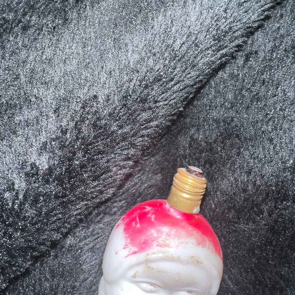 Vintage light bulb‎